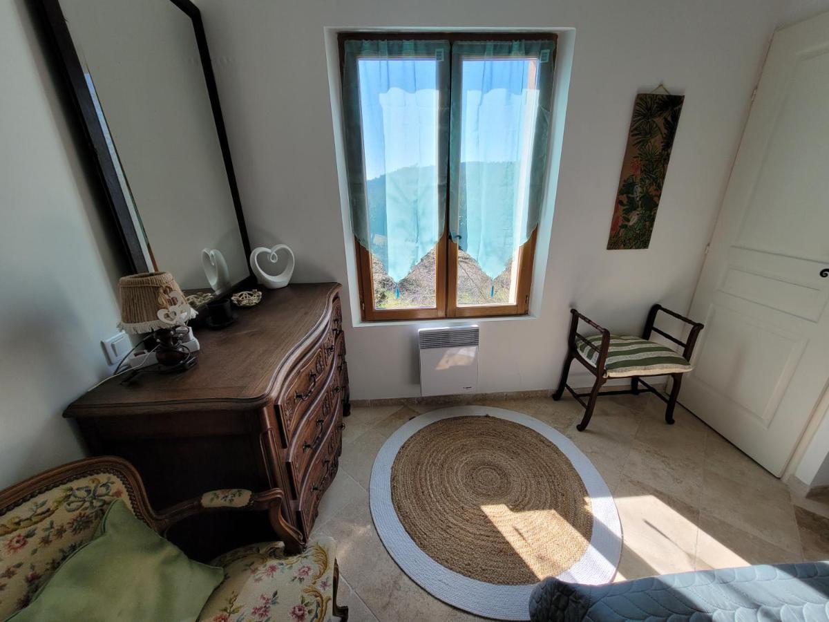 Maison Dans La Provence Verte